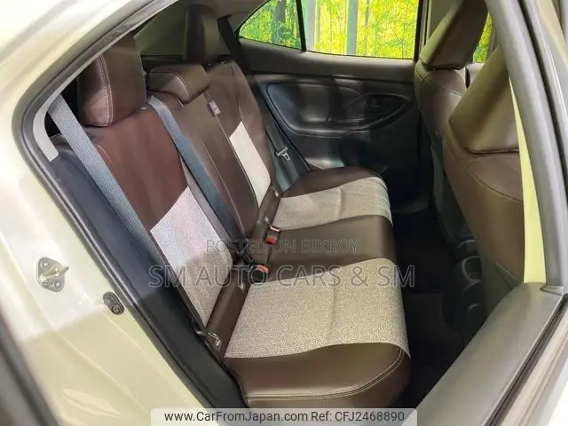 Toyota Yaris Cross 2021 Pearl