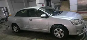 Toyota Premio 2013 Silver