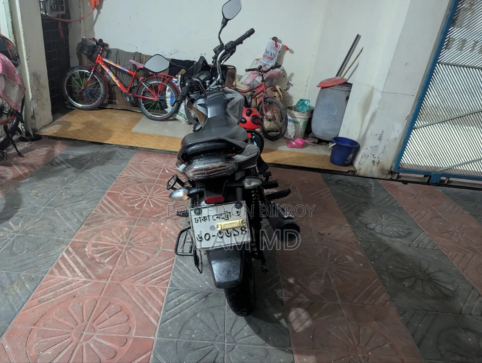 Bajaj Discover 125 2019 Black