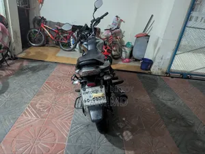 Bajaj Discover 125 2019 Black
