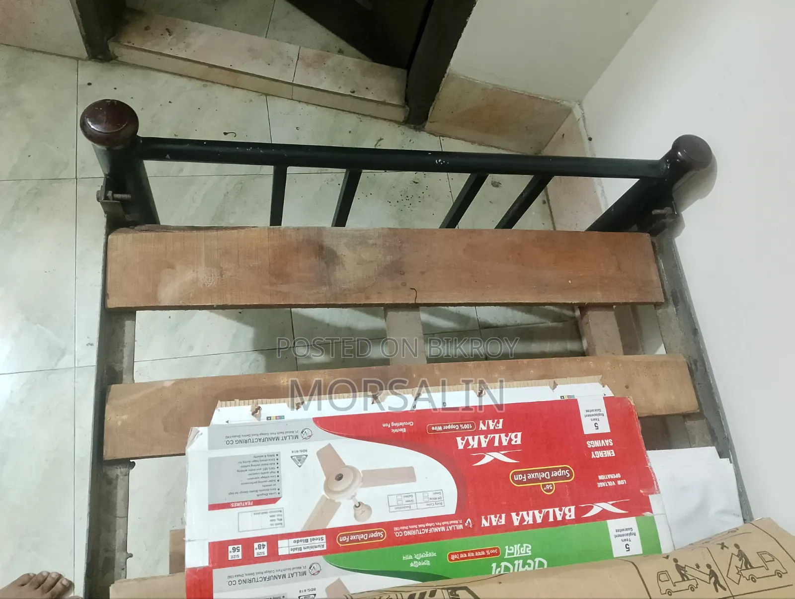 Single Metal Bed