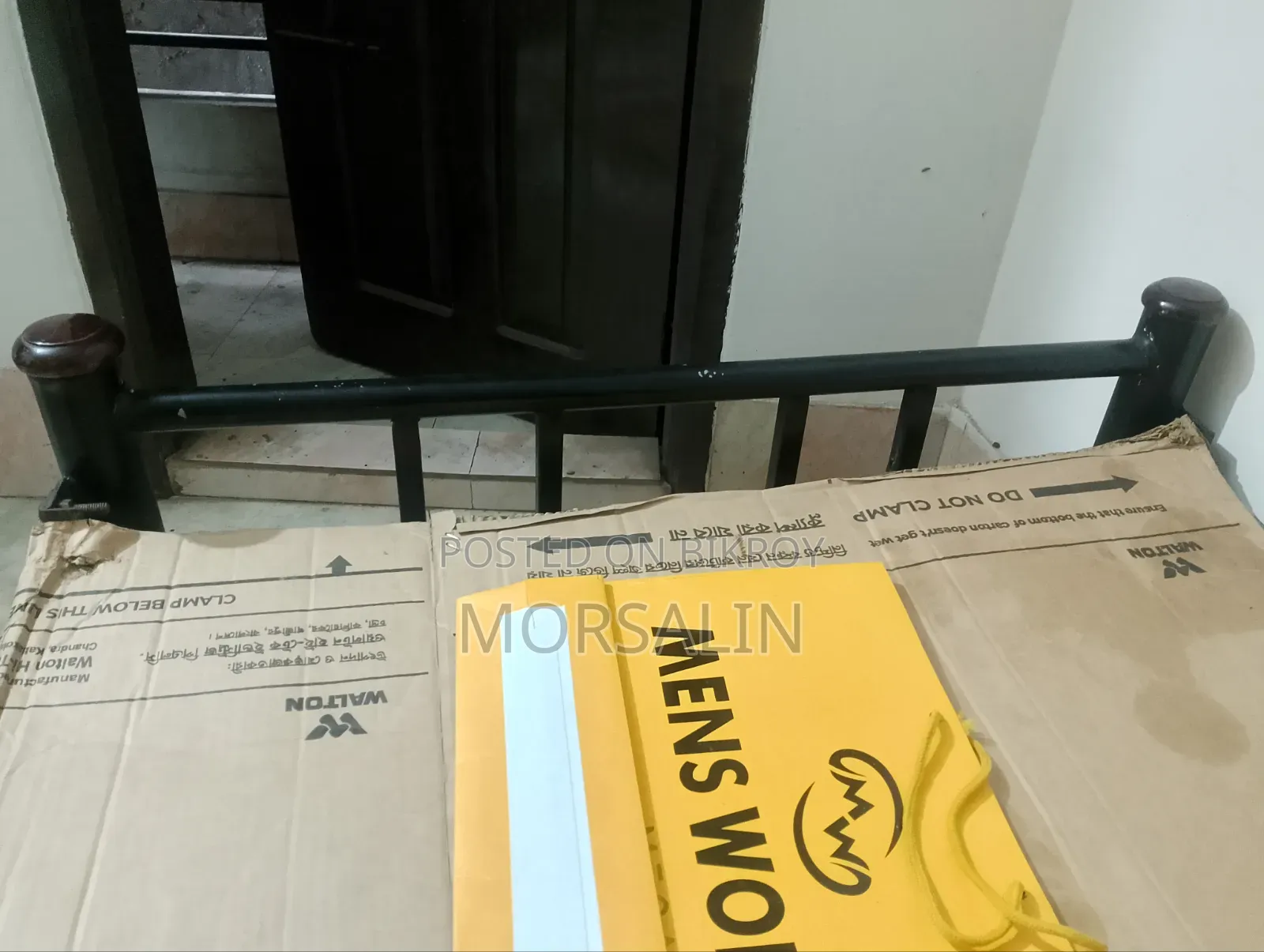 Single Metal Bed