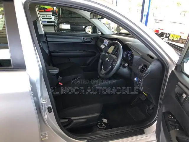 Toyota Axio 2021 Silver