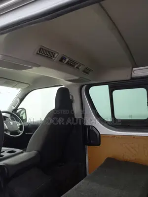 Toyota HiAce 2021 Silver