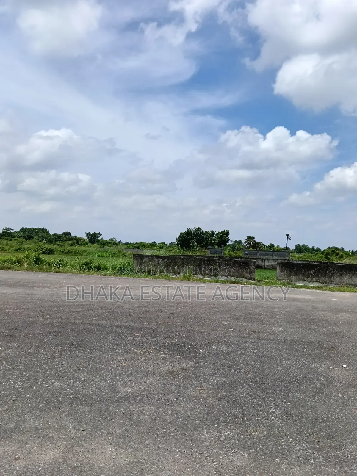 সেক্টর-৭, রোড-৪০১, ৫ কাঠা প্লট বিক্রয়
