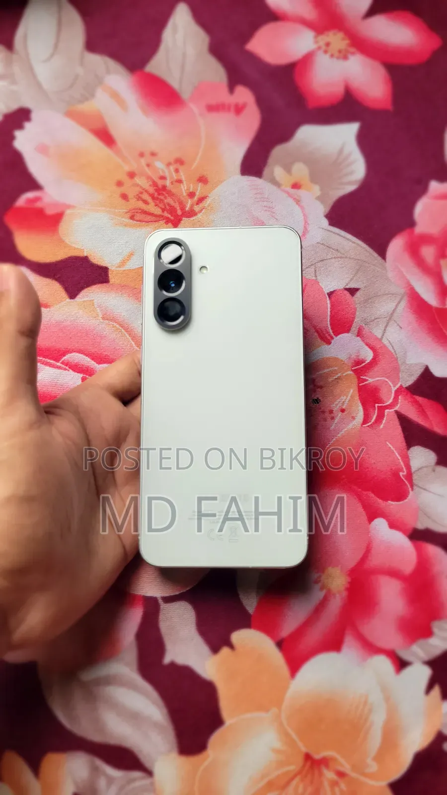স্যামসাং গ্যালাক্সি এ৫৬ ২৫৬ জিবি হোয়াইট