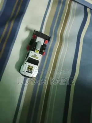 হট হুইলস বিক্রির জন্য, আমাকে কল করুন