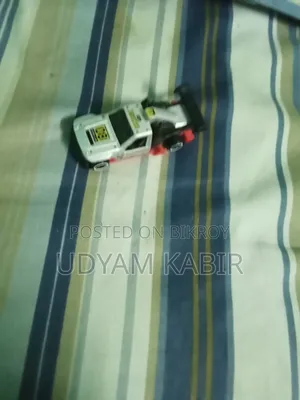 হট হুইলস বিক্রির জন্য, আমাকে কল করুন