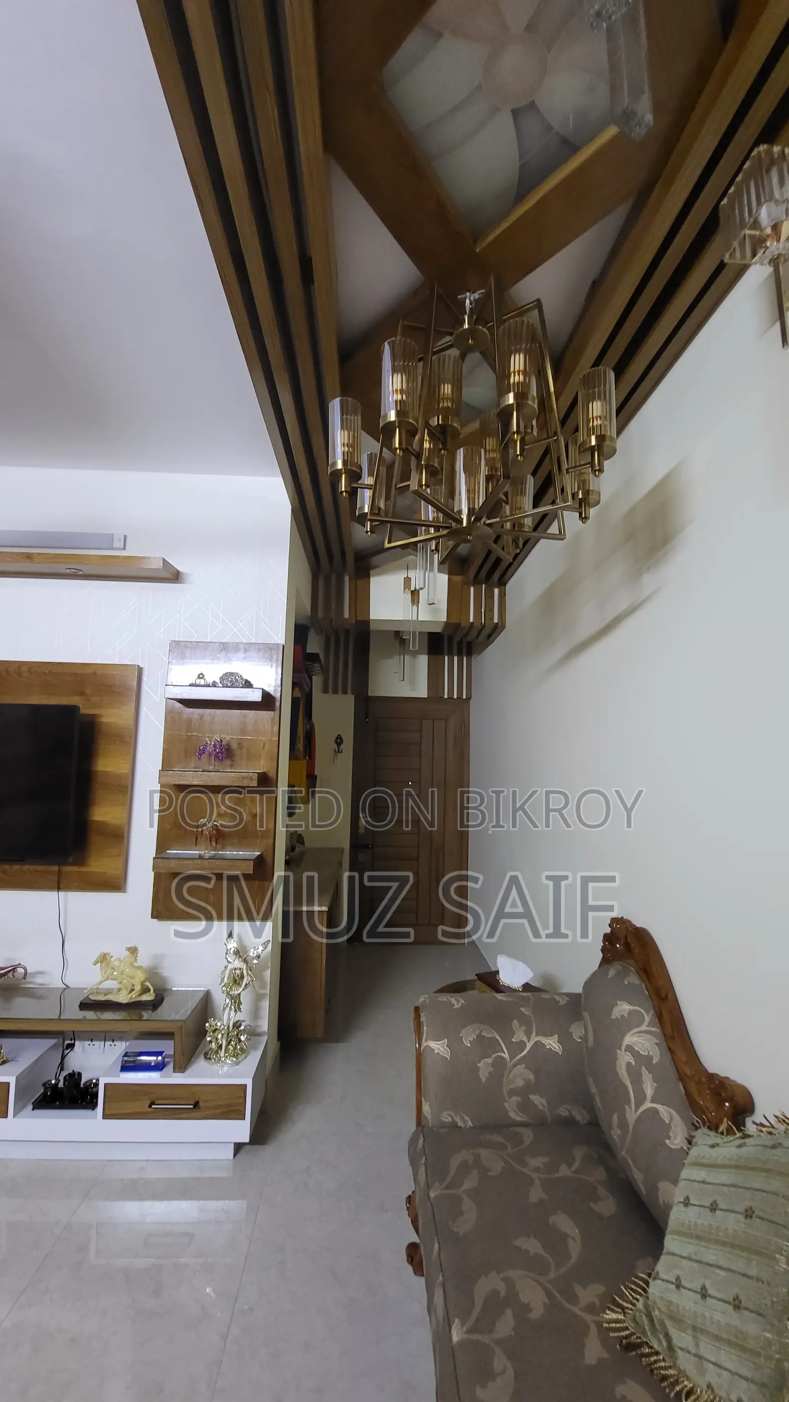 Furnished 3-bedroom Apartment in Khilgaon C Block for Sale
