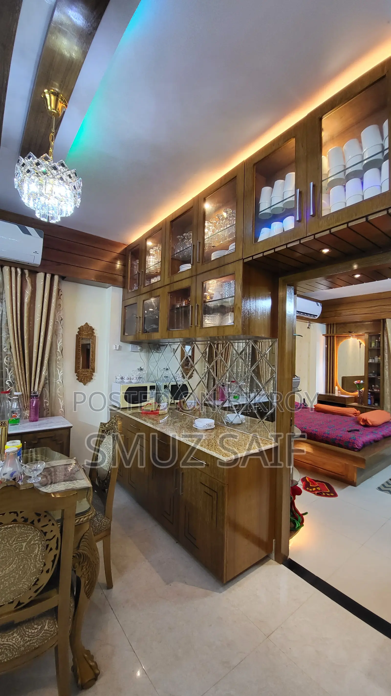 Furnished 3-bedroom Apartment in Khilgaon C Block for Sale