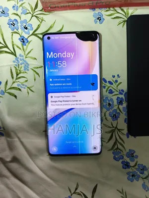 ওয়ানপ্লাস ৮ প্রো ১২৮ জিবি সাদা