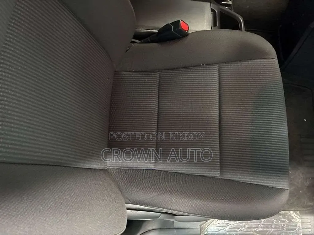 Toyota Noah 2021 Pearl