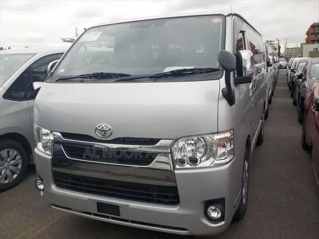 Toyota HiAce 2021 Silver