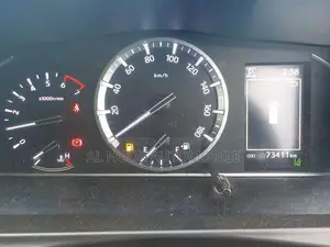 Toyota HiAce 2021 Silver