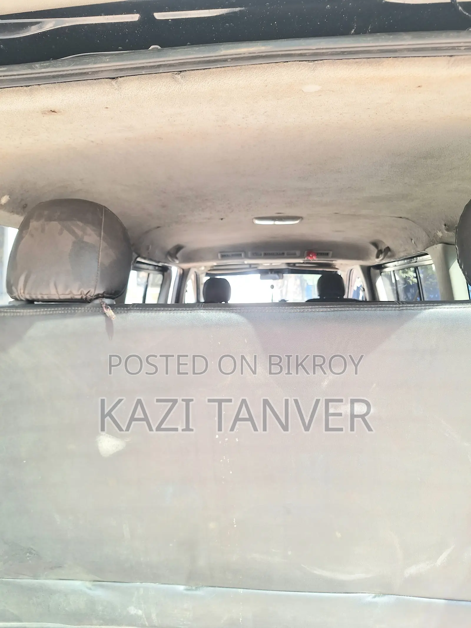 Toyota HiAce 2005 Black