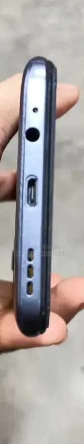 টেকনো স্পার্ক ৭ প্রো ৬৪ জিবি