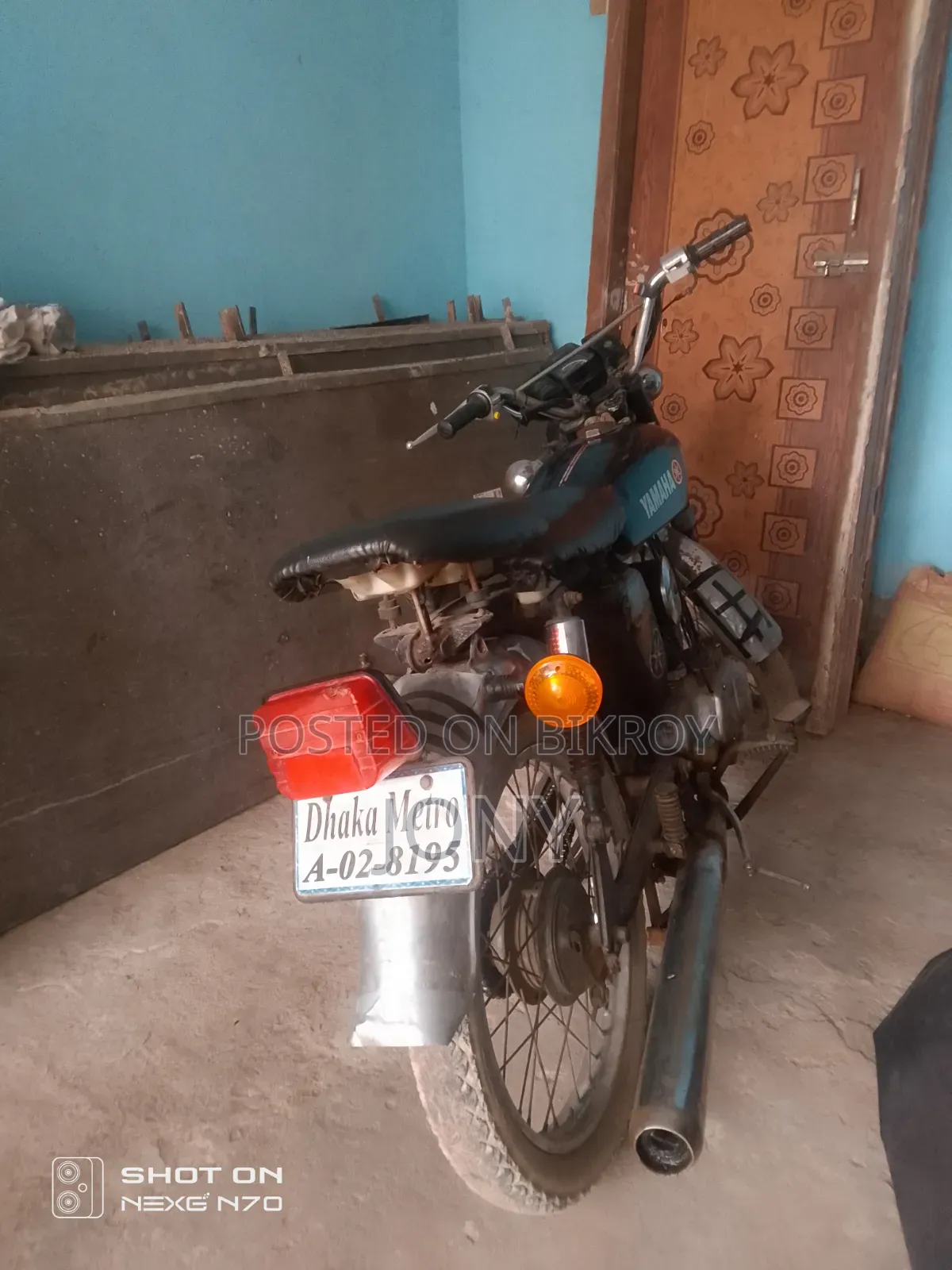 Yamaha 1996 Black