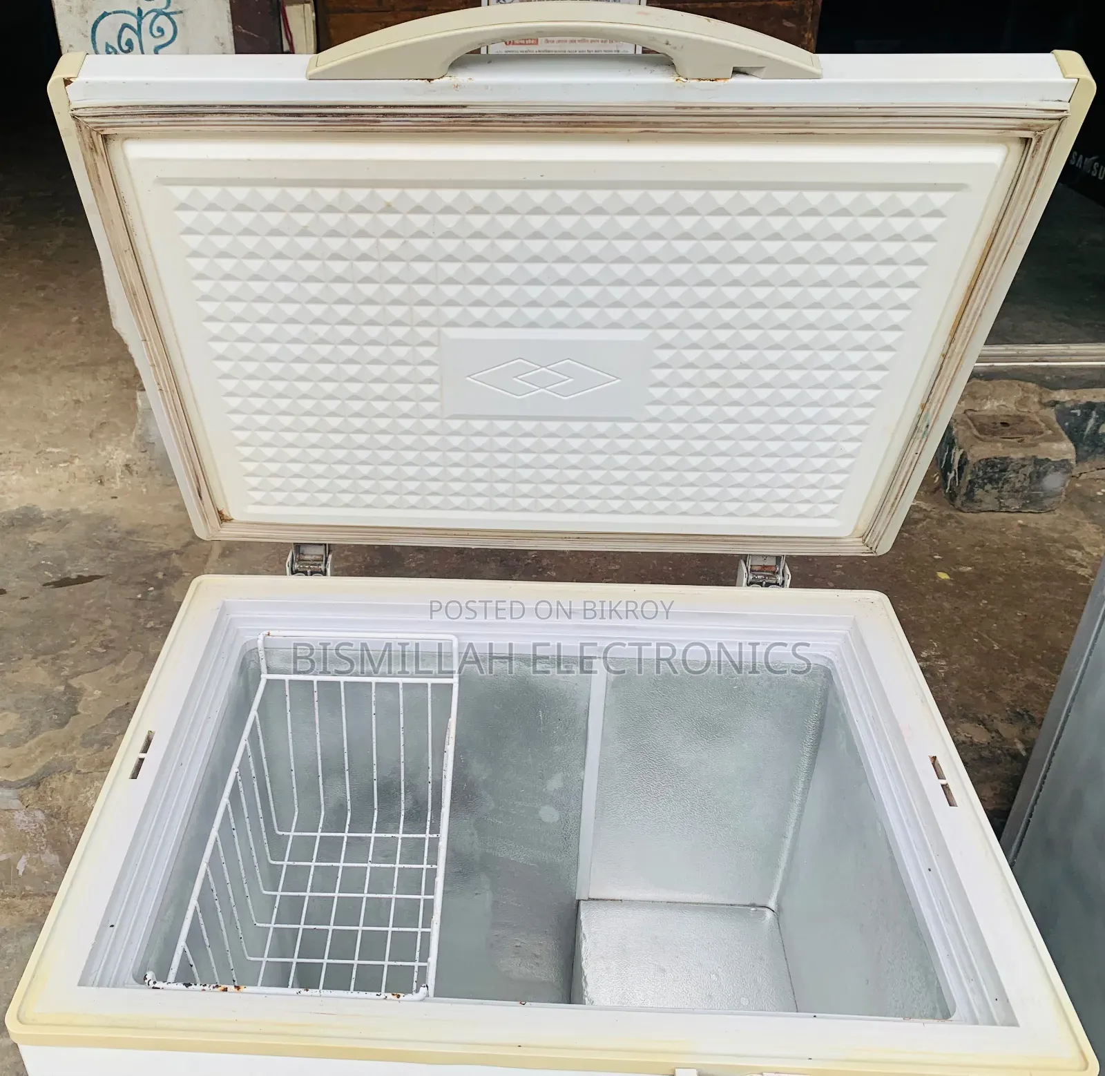 Singer 138 Liter Deep Freezer