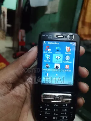 নোকিয়া এন৭৩ ব্ল্যাক