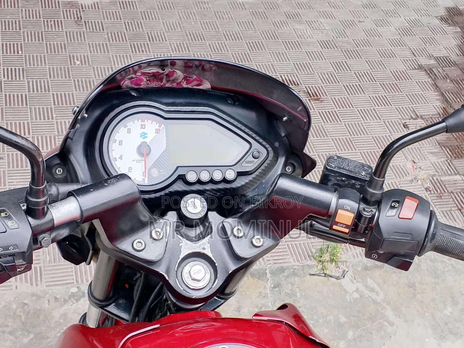 Bajaj Pulsar 150 2018 Red