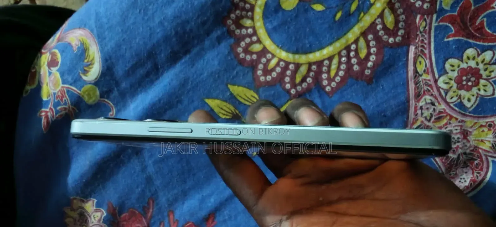 Vivo Y18 128 GB Blue
