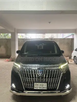 টয়োটা এস্কয়ার ১.৮ ফ্রন্ট হুইল ড্রাইভ হাইব্রিড (৭ সিটার) ২০১৭ কালো