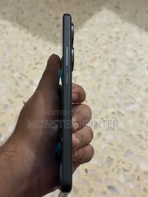 iQOO 256 GB Black