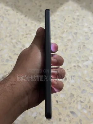 iQOO 256 GB Black