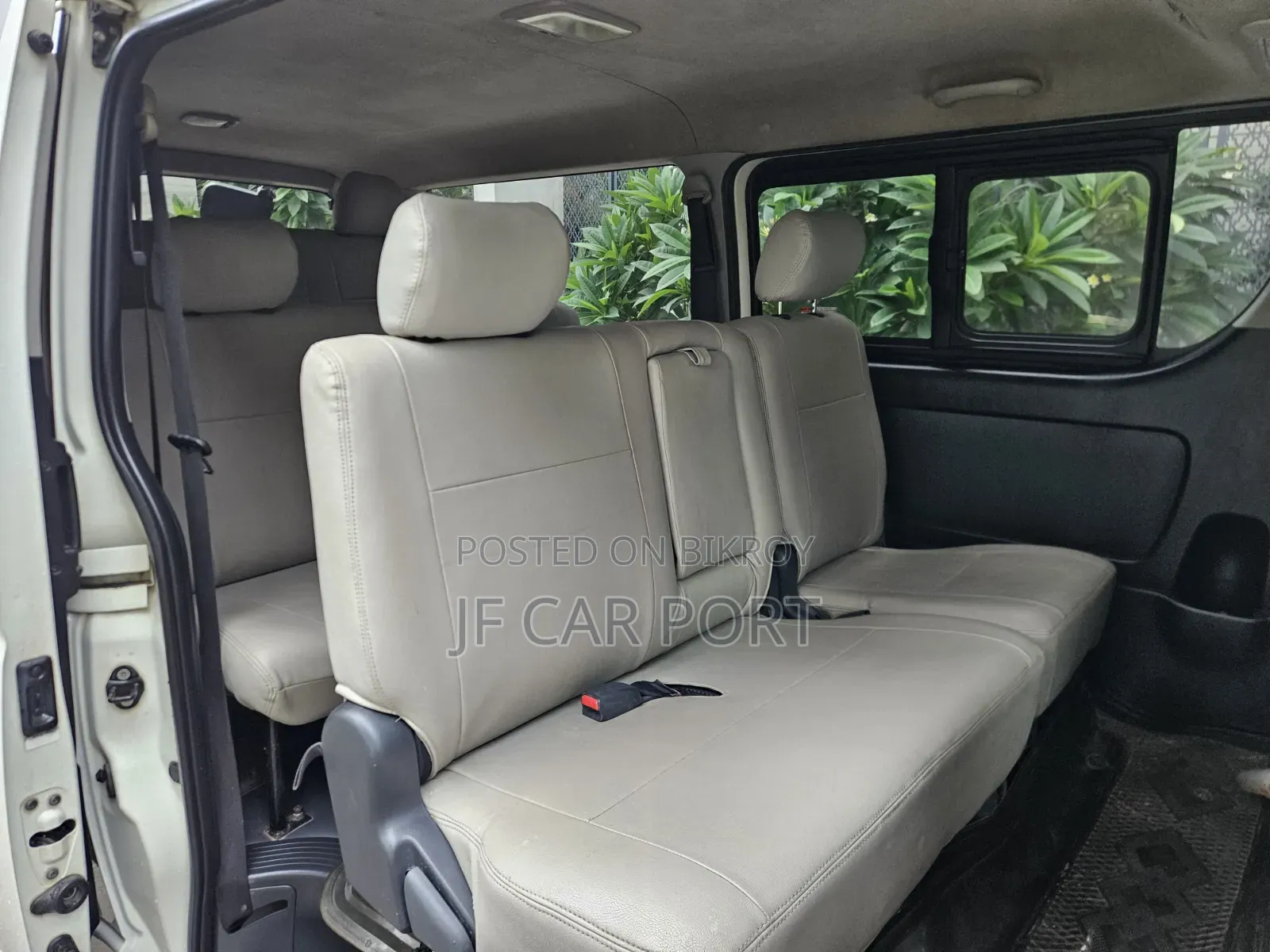 New Toyota Noah 2017 Pearl