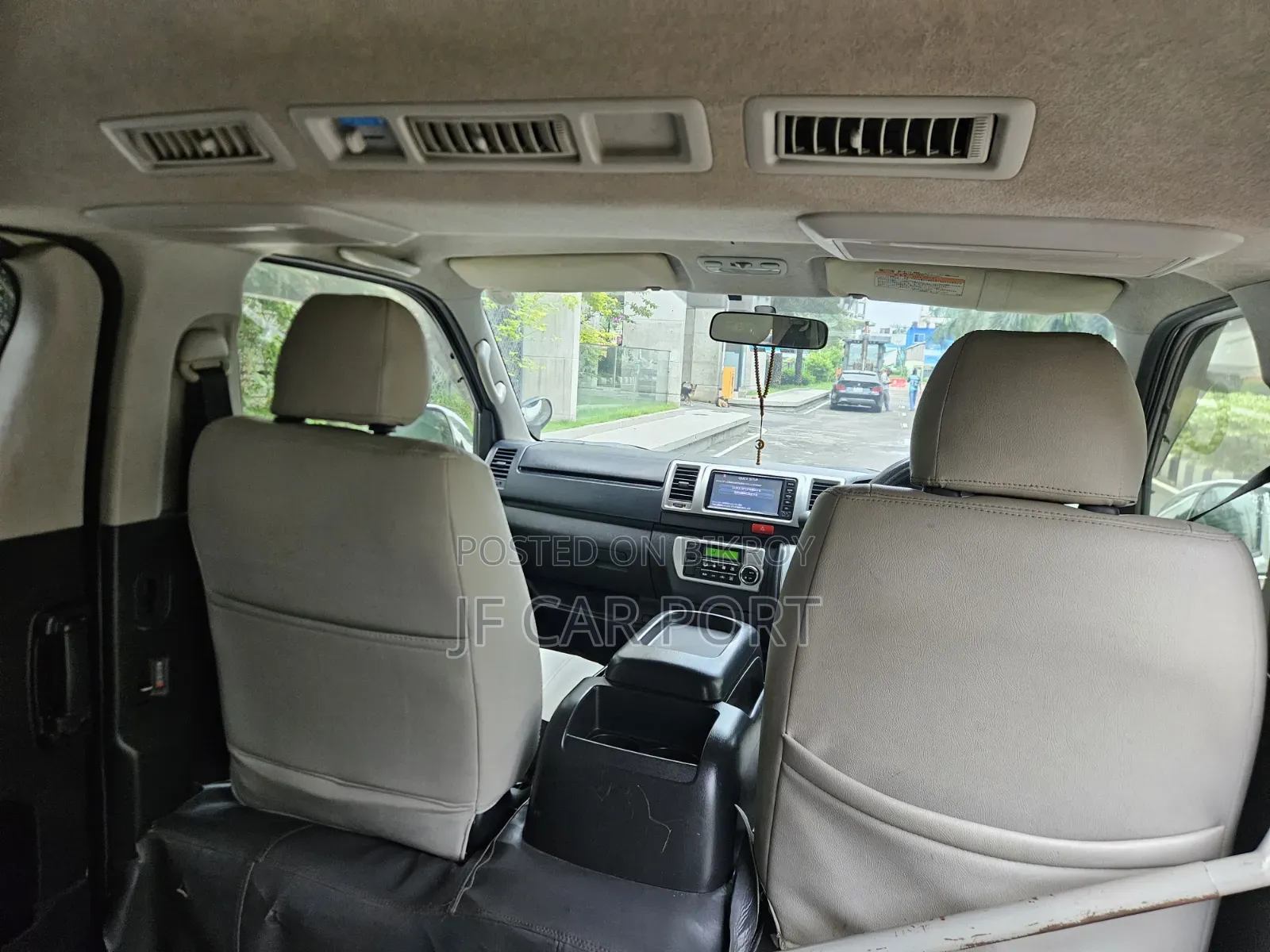 New Toyota Noah 2017 Pearl