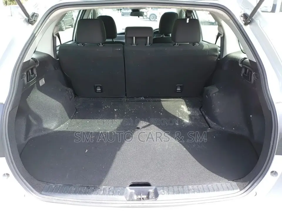 Toyota Corolla Fielder 1.5 Hybrid FWD 2021 Silver