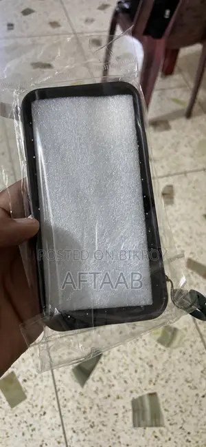 iPhone 11 Cover