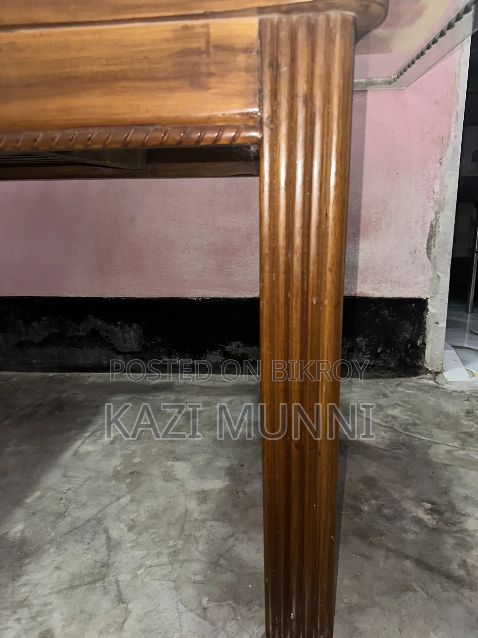 66x35 Inch Table