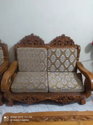 এই পণ্যটি বিক্রি করা হবে, এগুলো চিটাগাং সেগুন কাঠ দিয়ে তৈরি,