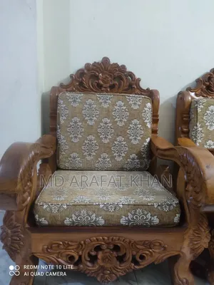 এই পণ্যটি বিক্রি করা হবে, এগুলো চিটাগাং সেগুন কাঠ দিয়ে তৈরি,