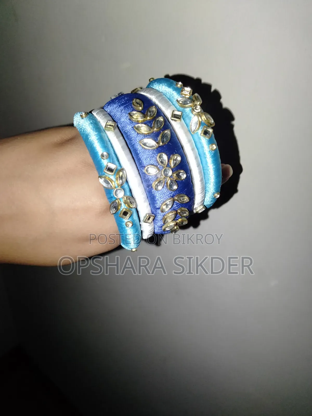 Get these beautiful handmade bangles at a very reasonable price.