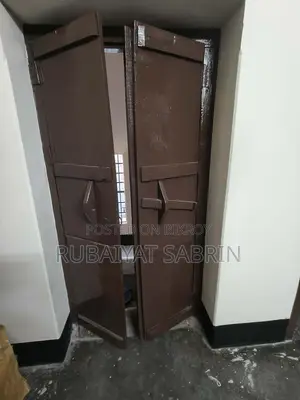 Double Door