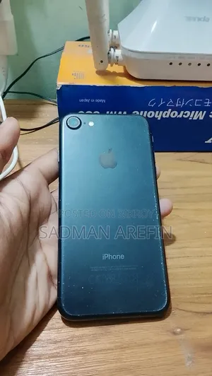 Apple iPhone 7 32 GB Black
