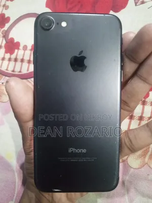 Apple iPhone 7 32 GB Black