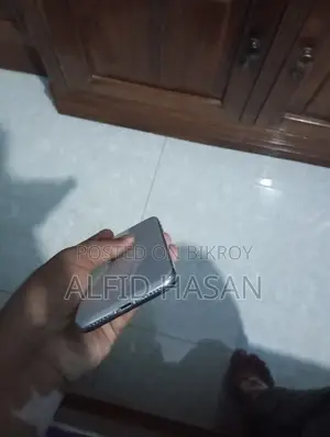 Apple iPhone X 64 GB White