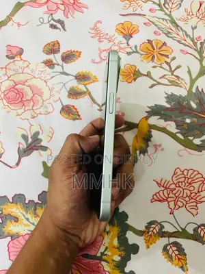 Apple iPhone 15 128 GB Green