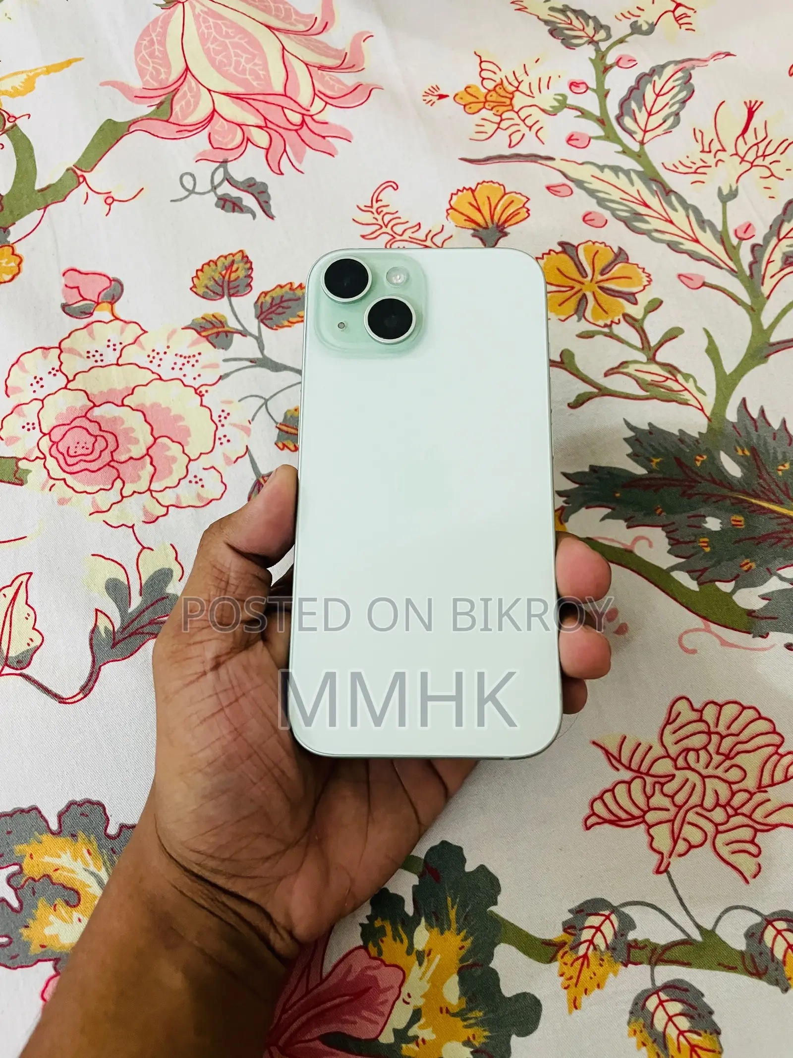 Apple iPhone 15 128 GB Green