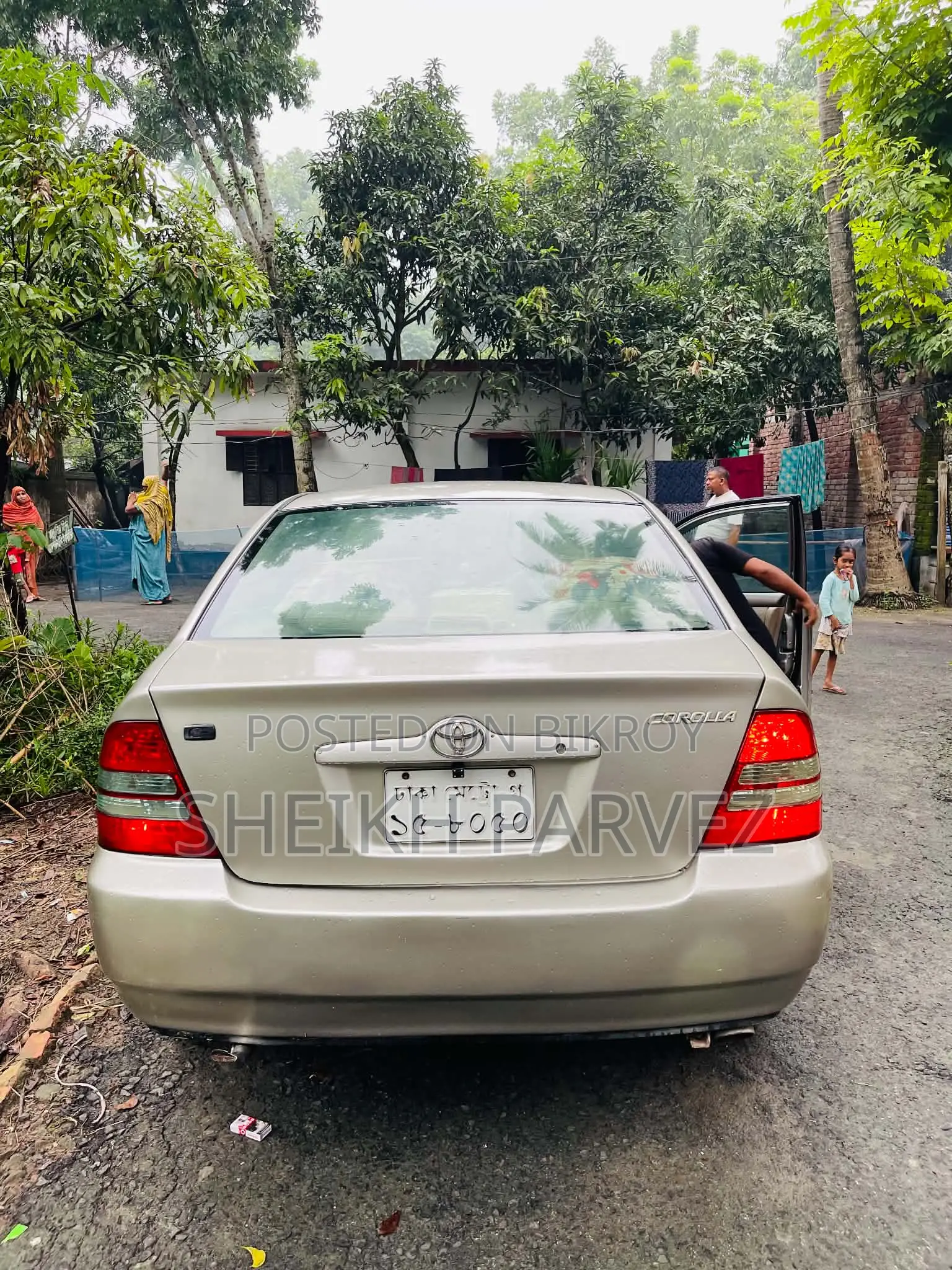 Toyota Corolla Sedan 2003 Gold