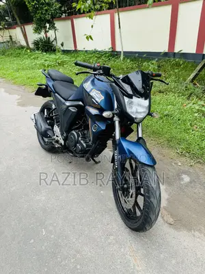 ইয়ামাহা এফজেড ২০১৮ ব্লু