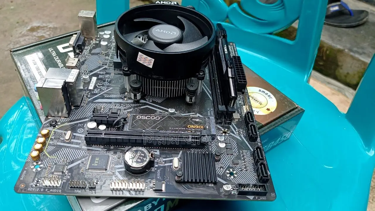 Gigabyte B450m K Ddr4 Am4 Motherboard Excellent Condition