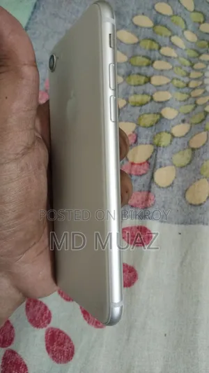 New Apple iPhone 8 64 GB White