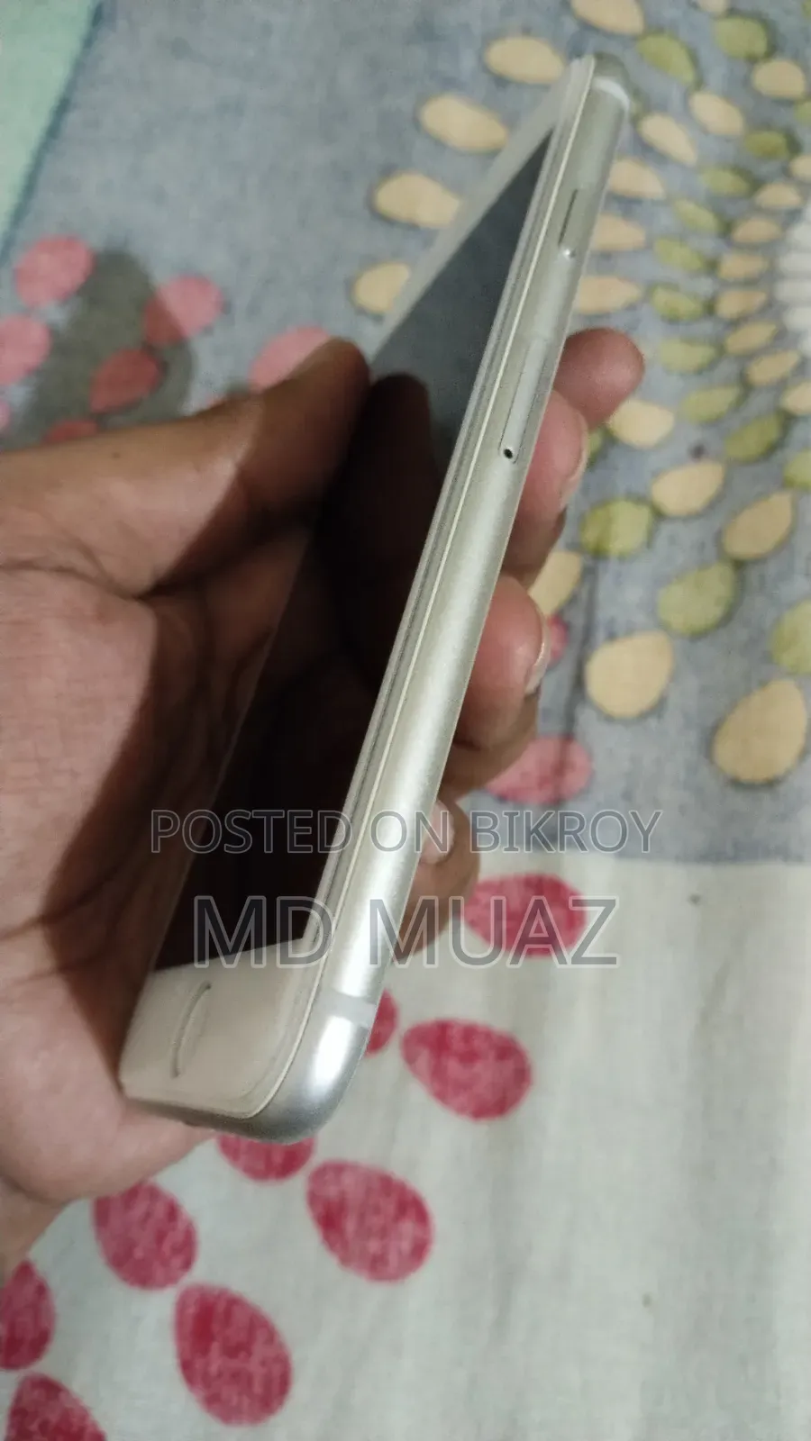New Apple iPhone 8 64 GB White
