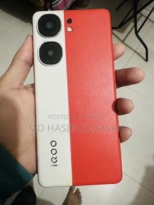 New iQOO 256 GB Red