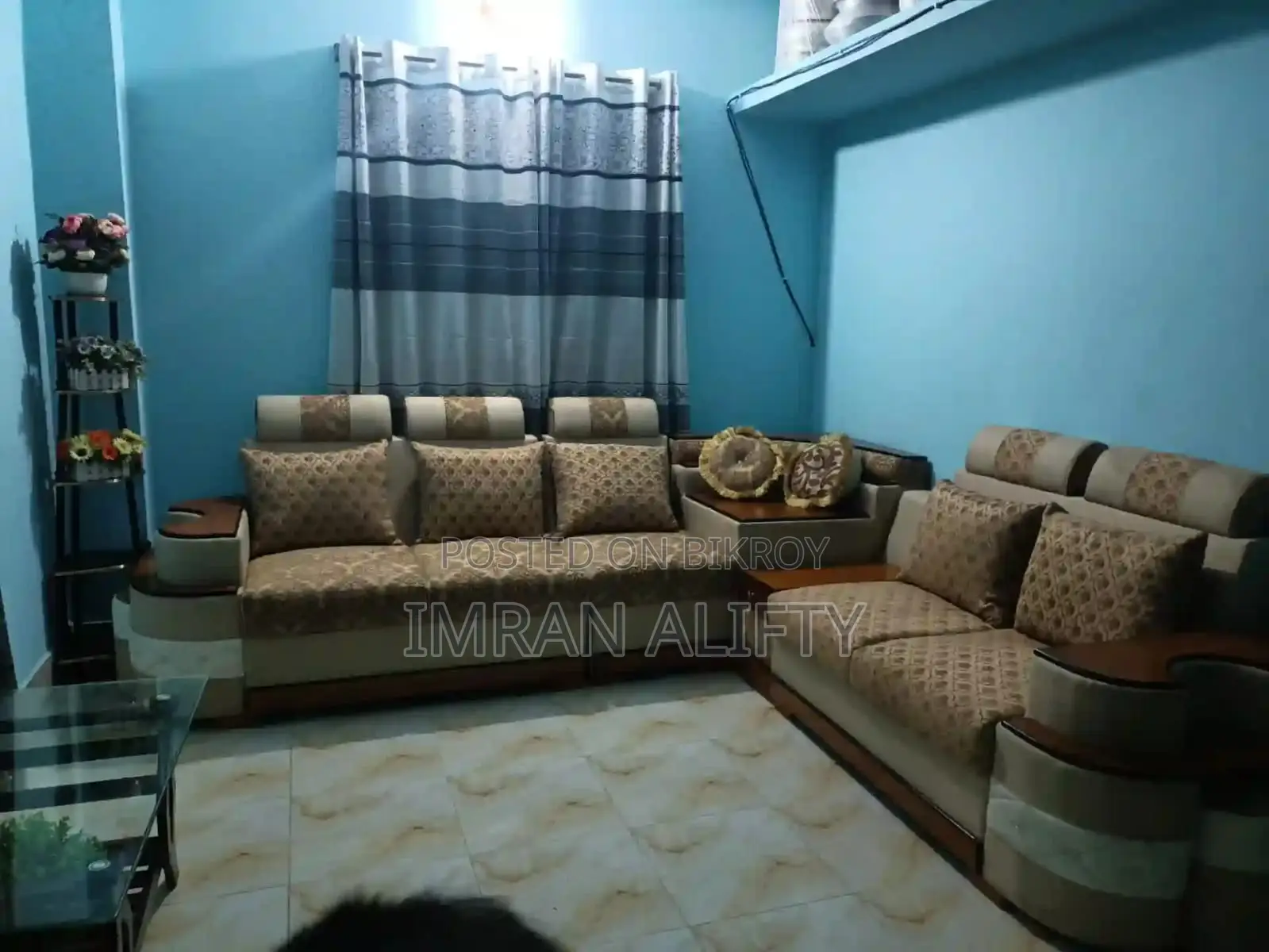 সোফা সেট প্রায় নতুন