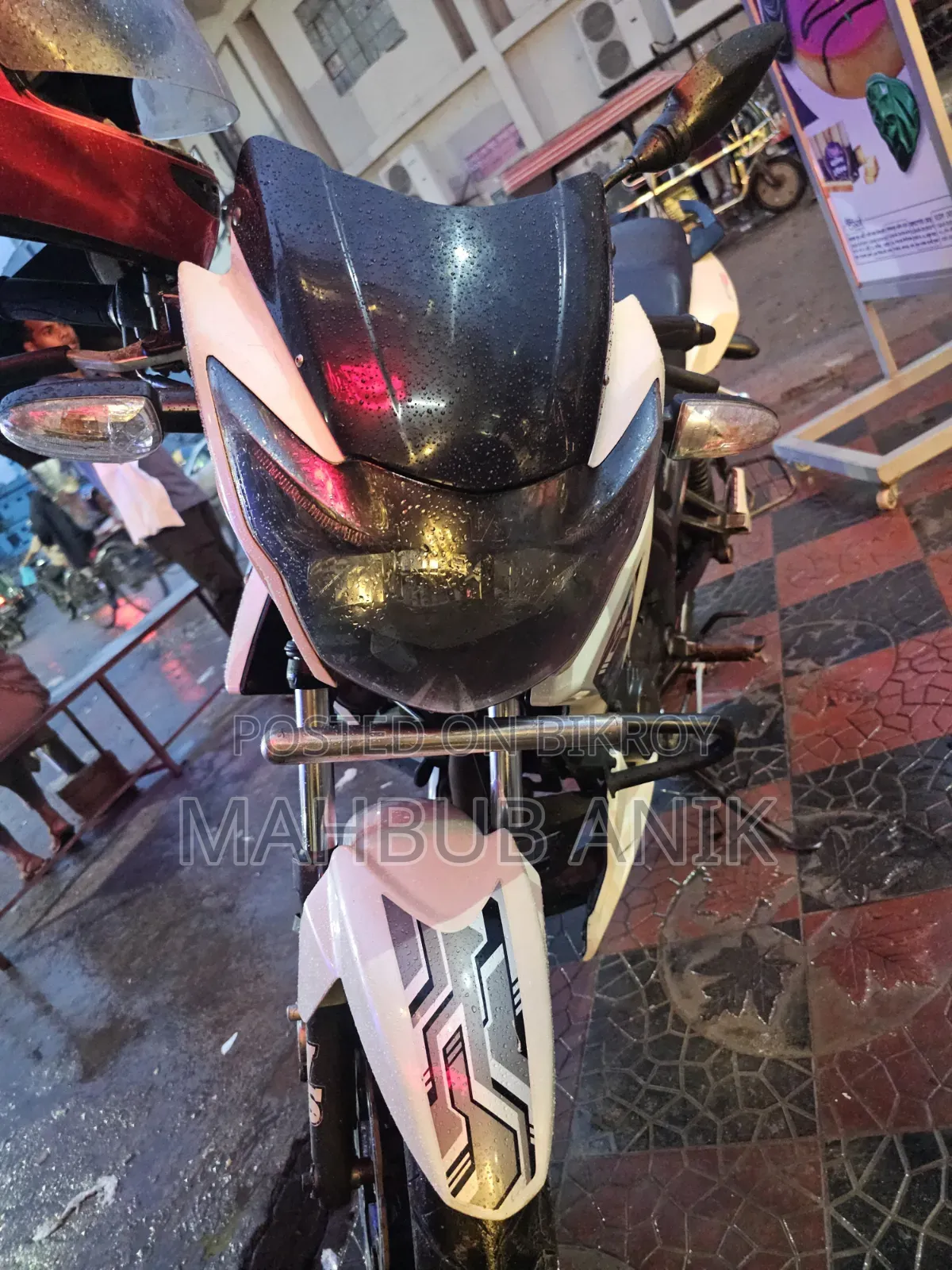 TVS Apache RTR 160 2V 2018 White